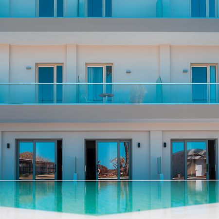 Malia Bay Beach Hotel & Bungalows 외부 사진