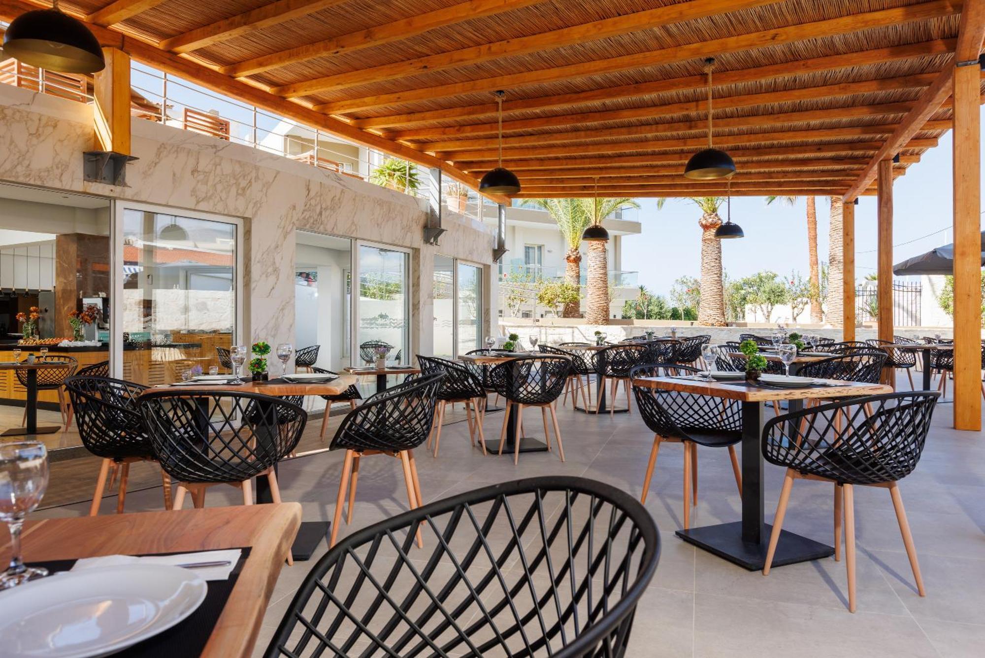 Malia Bay Beach Hotel & Bungalows 외부 사진