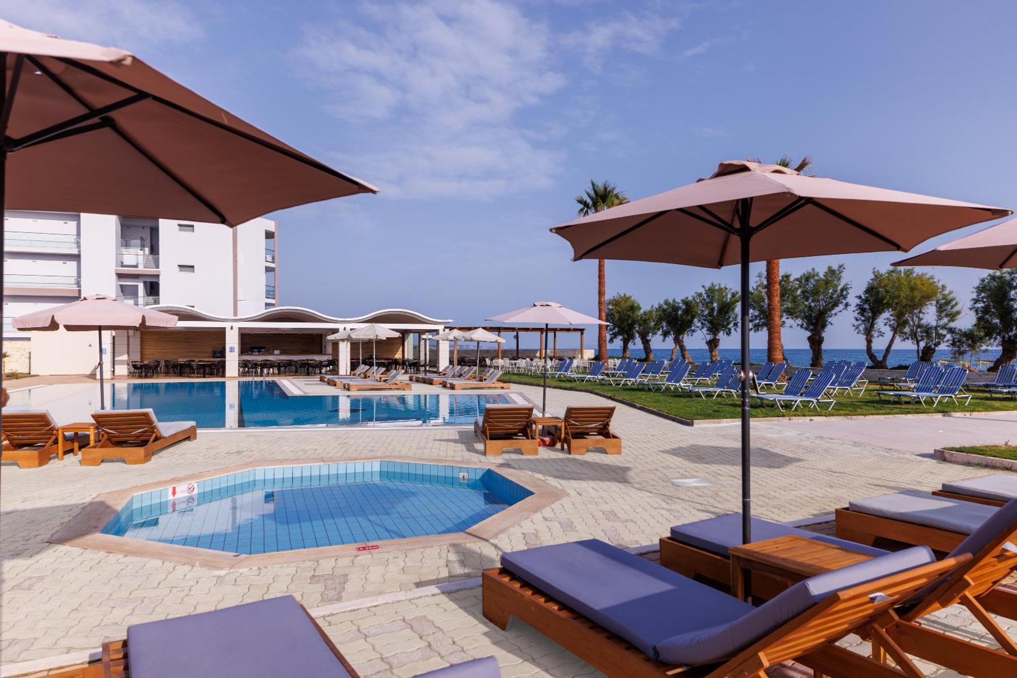 Malia Bay Beach Hotel & Bungalows 외부 사진