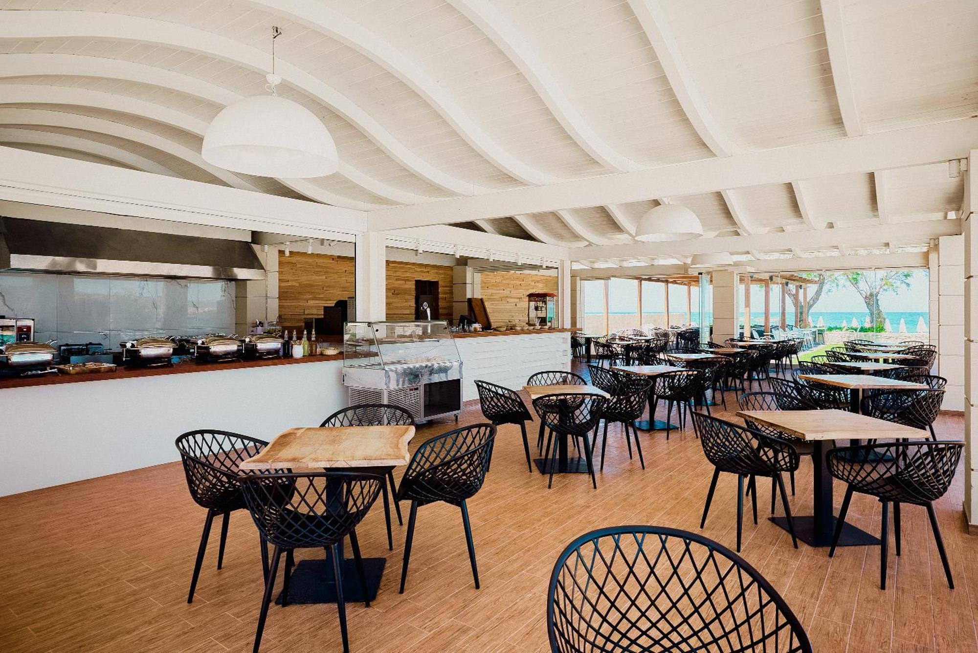 Malia Bay Beach Hotel & Bungalows 외부 사진