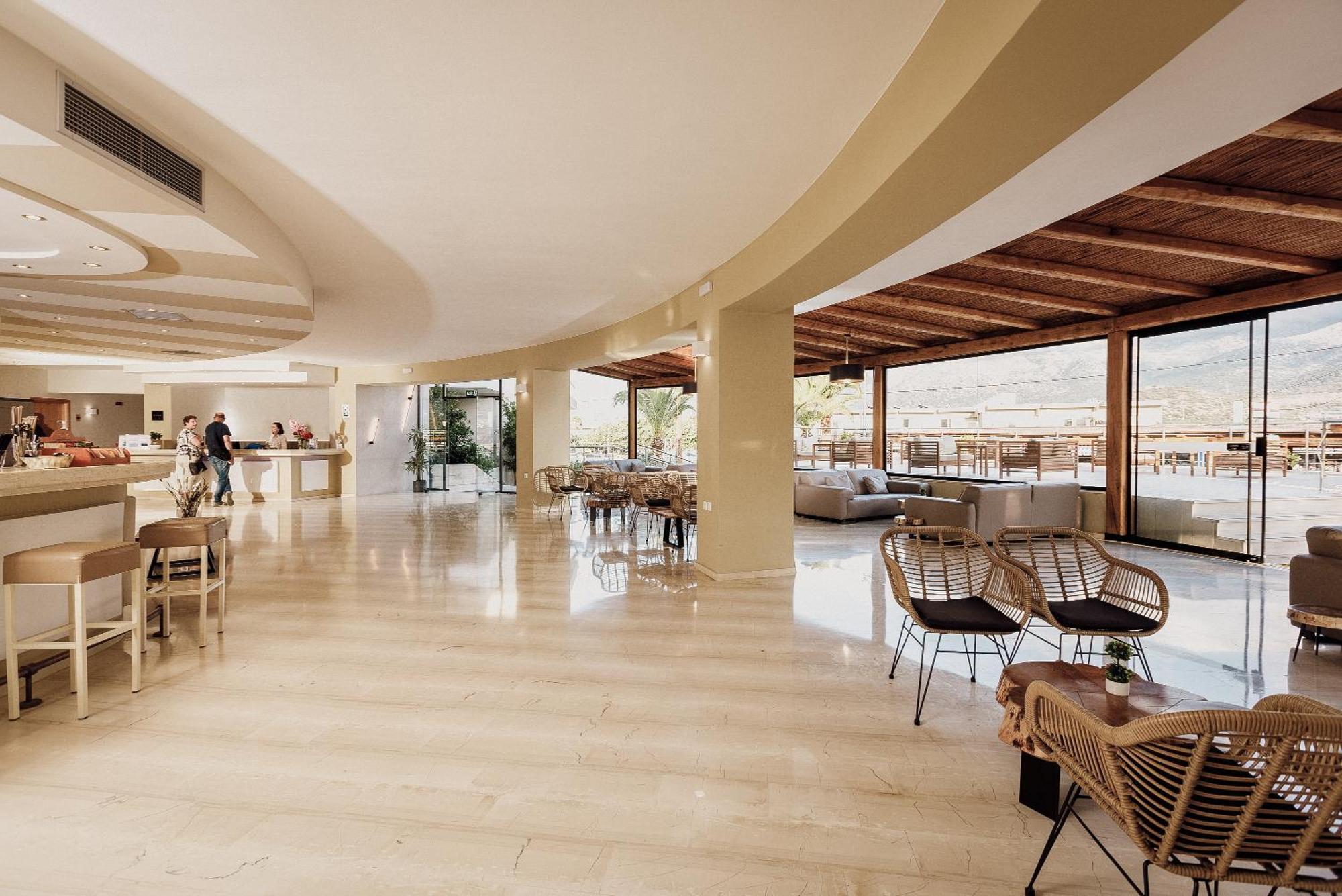 Malia Bay Beach Hotel & Bungalows 외부 사진